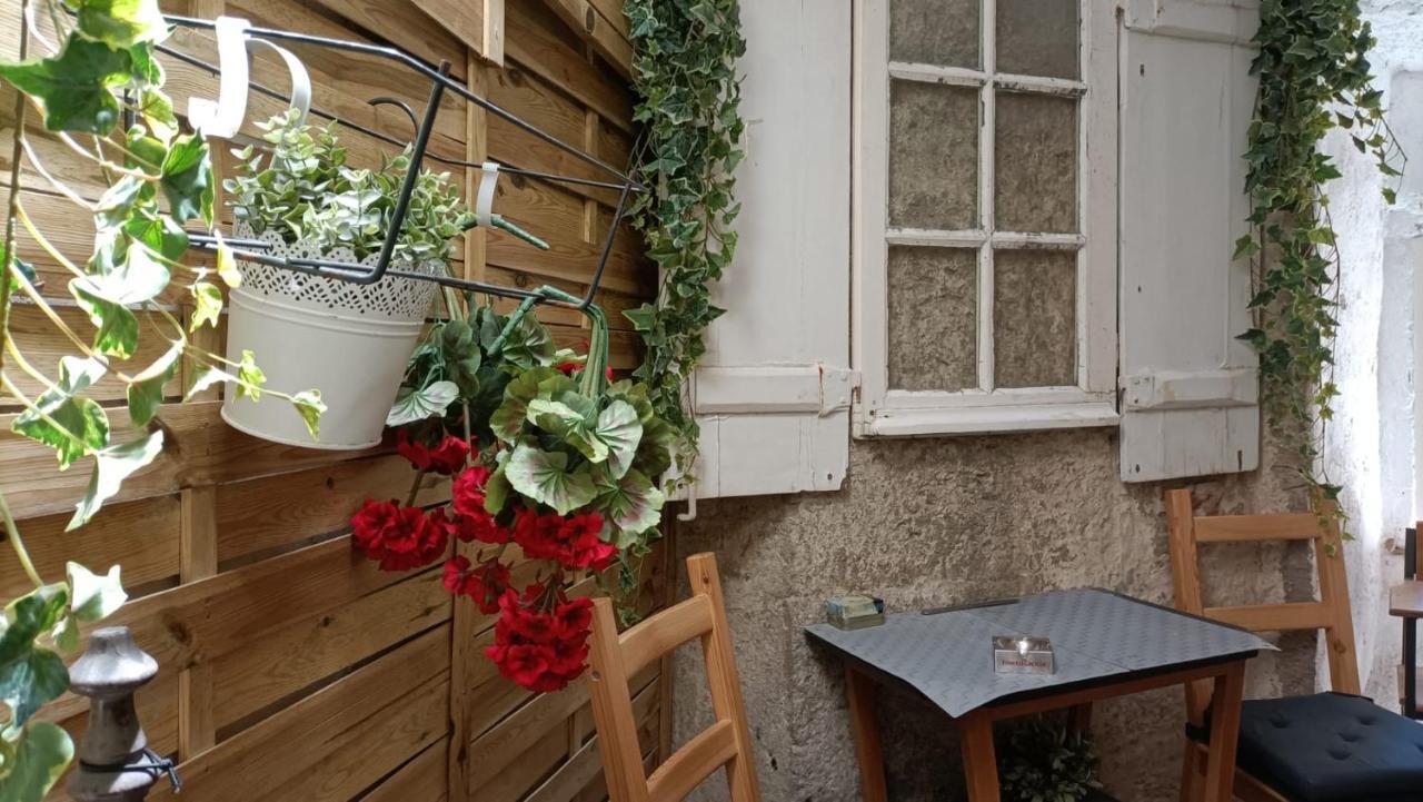 Auberge de jeunesse Now Bastidor Jovial